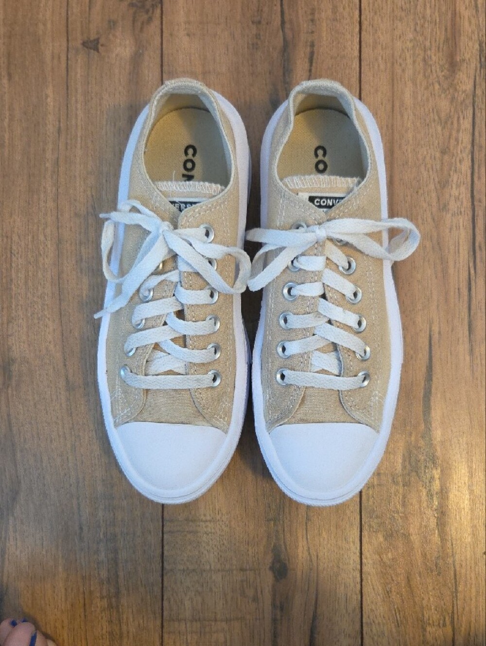 Converse Women's Low-Top Platform Sneakers in Beige and White - Picture 6 of 6